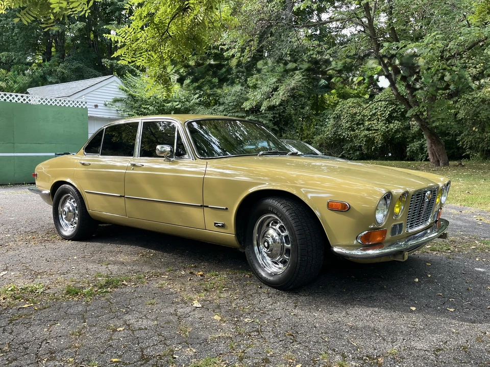 1973 Jaguar XJ Series 1 - Image 11 of 31