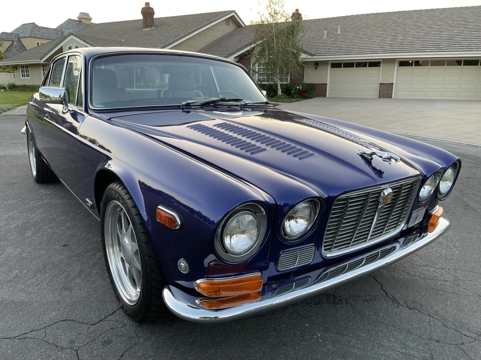 1974 Jaguar XJ Series 2 - Image 19 of 31