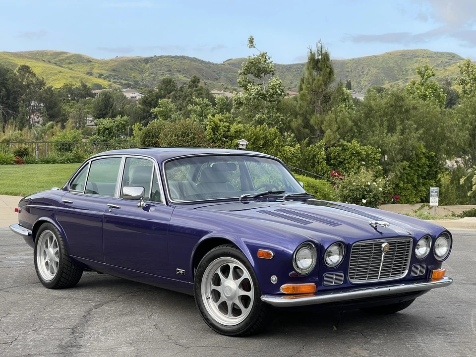 1974 Jaguar XJ Series 2 - Image 15 of 31