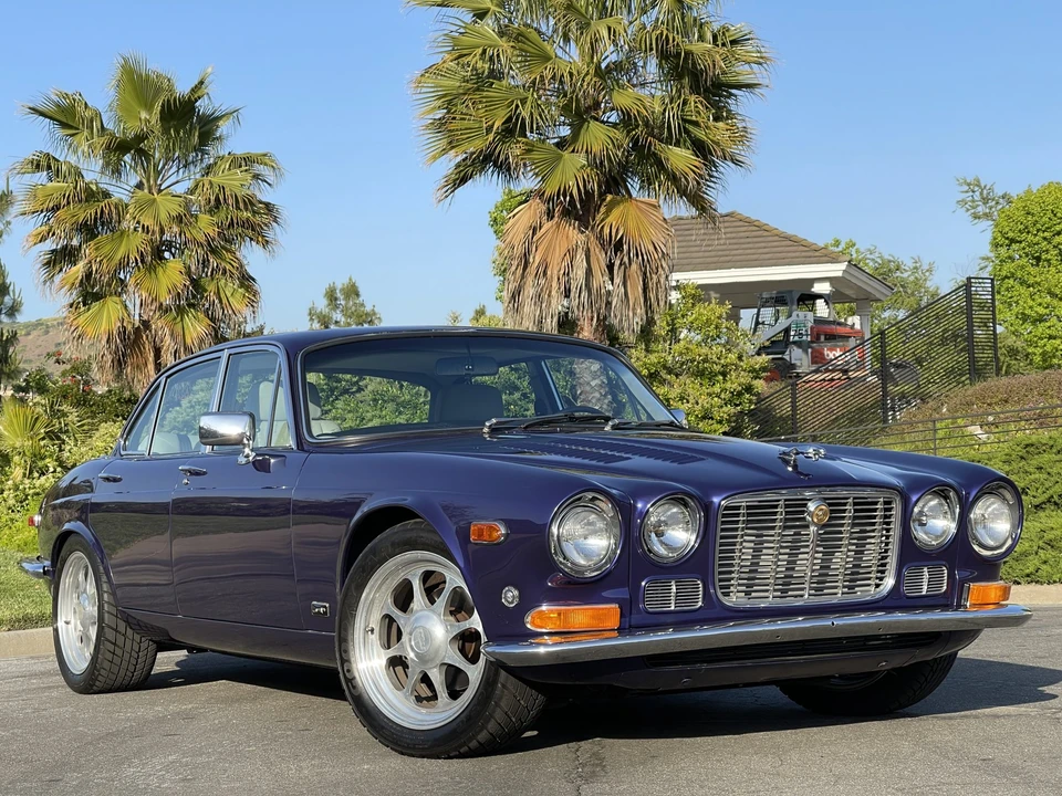 1974 Jaguar XJ Series 2 - Image 10 of 31
