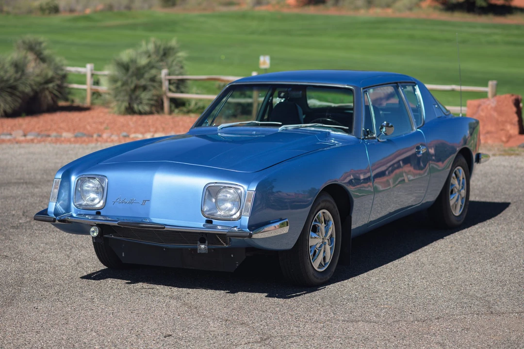 1975 Studebaker Avanti - Image 3 of 31