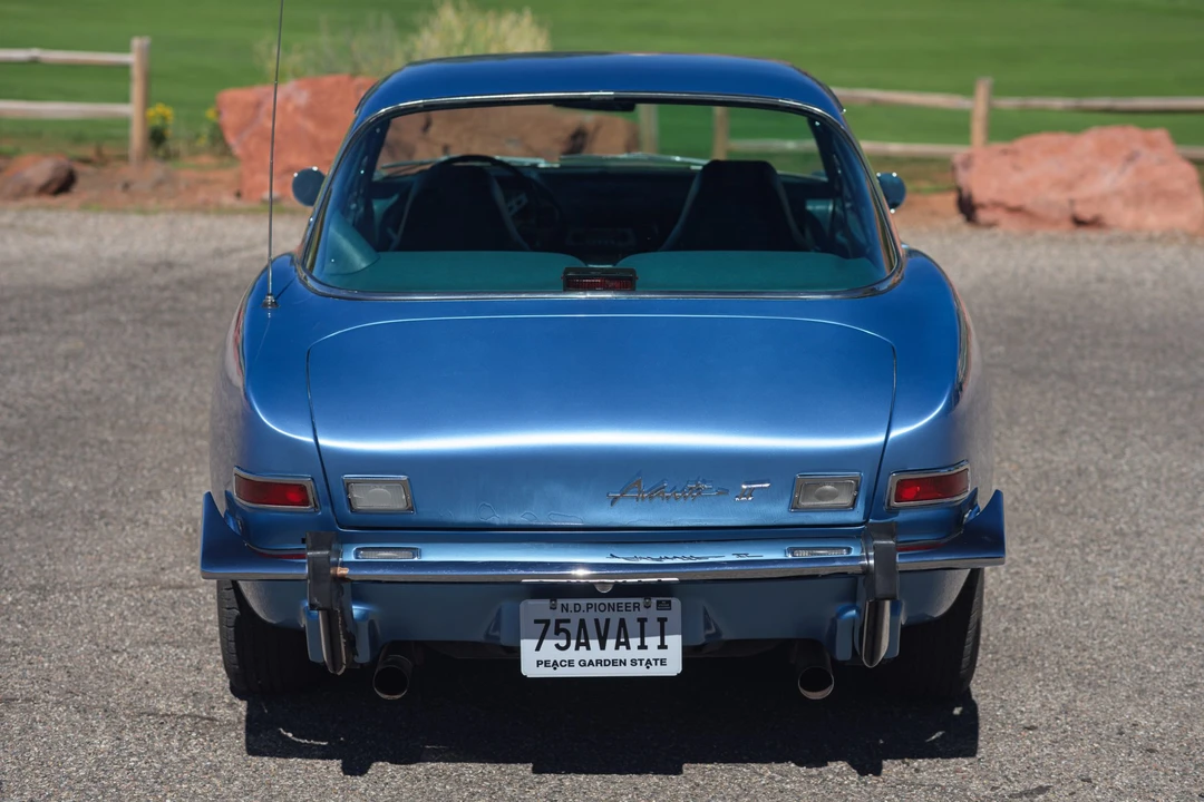 1975 Studebaker Avanti - Image 8 of 31
