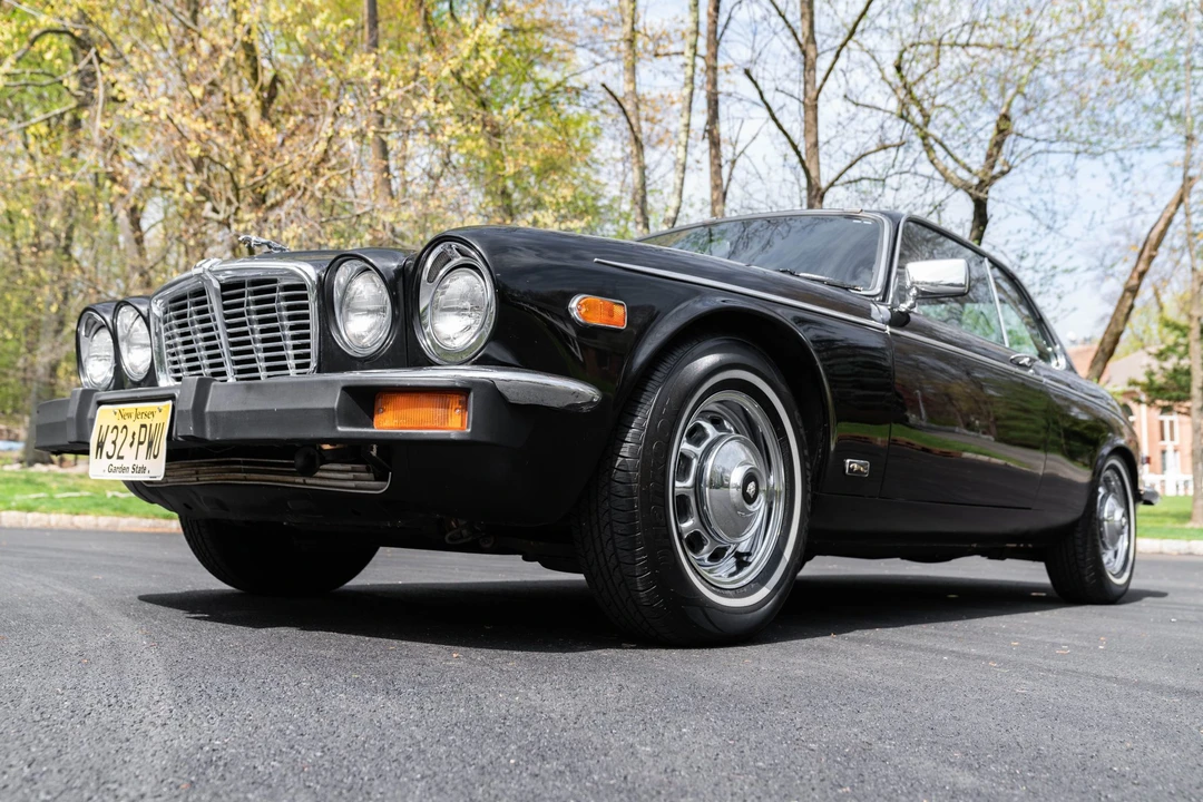 1975 Jaguar XJ Coupe - Image 2 of 31