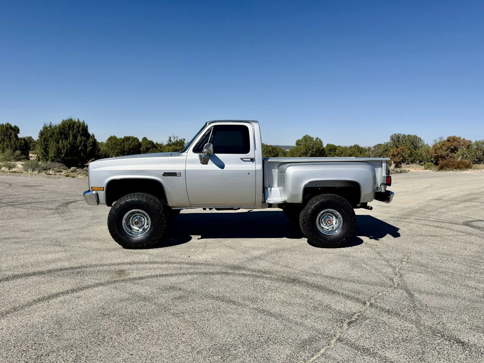 1982 GMC C/K 3rd Gen - Image 5 of 31