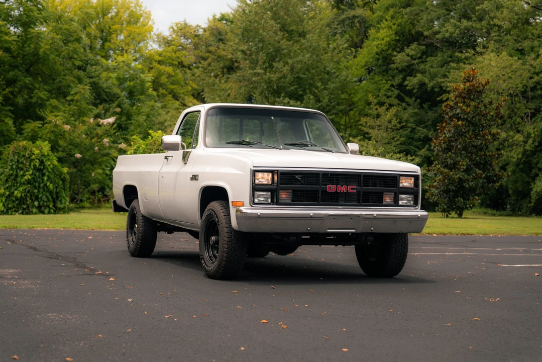 1983 GMC C/K 3rd Gen - Image 3 of 31