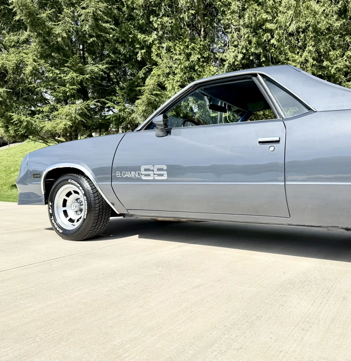 1984 Chevrolet - Image 21 of 31