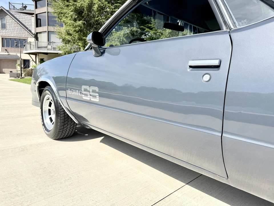1984 Chevrolet - Image 22 of 31