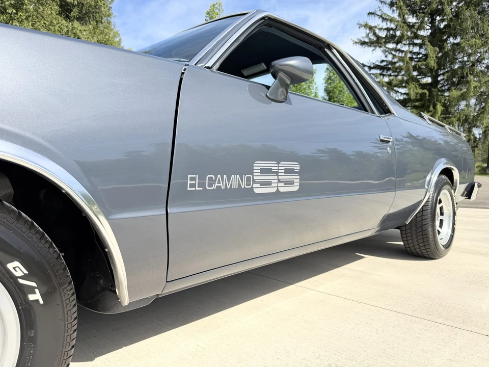 1984 Chevrolet - Image 20 of 31
