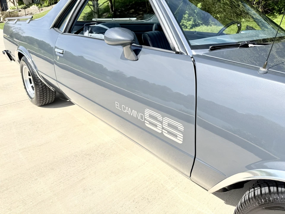 1984 Chevrolet - Image 31 of 31