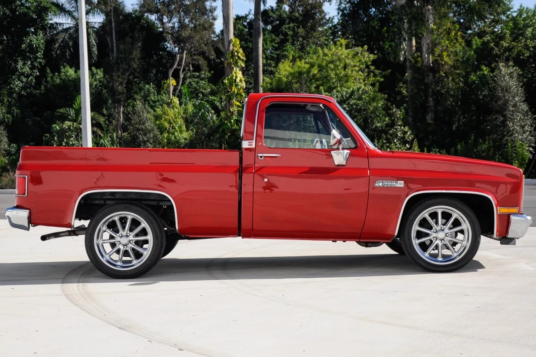 1984 GMC C/K 3rd Gen - Image 8 of 31