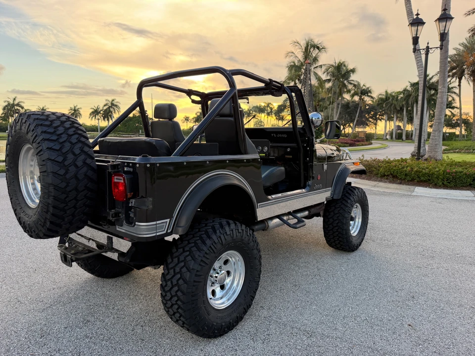 1984 Jeep CJ7 - Image 25 of 31