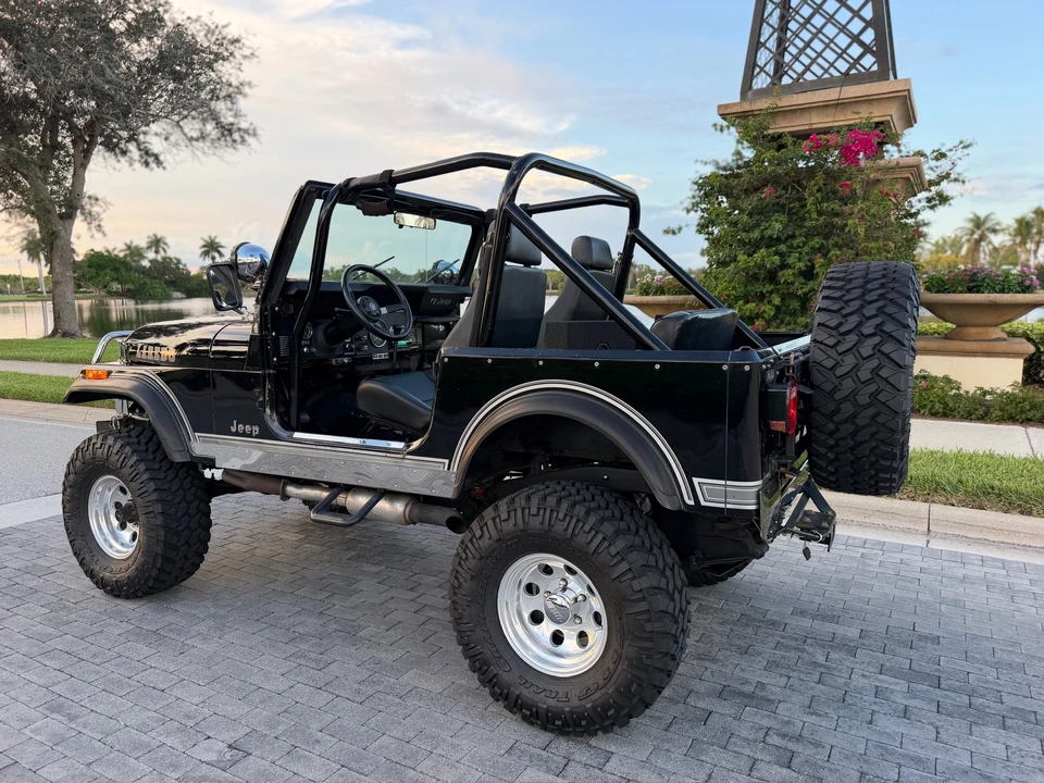 1984 Jeep CJ7 - Image 11 of 31