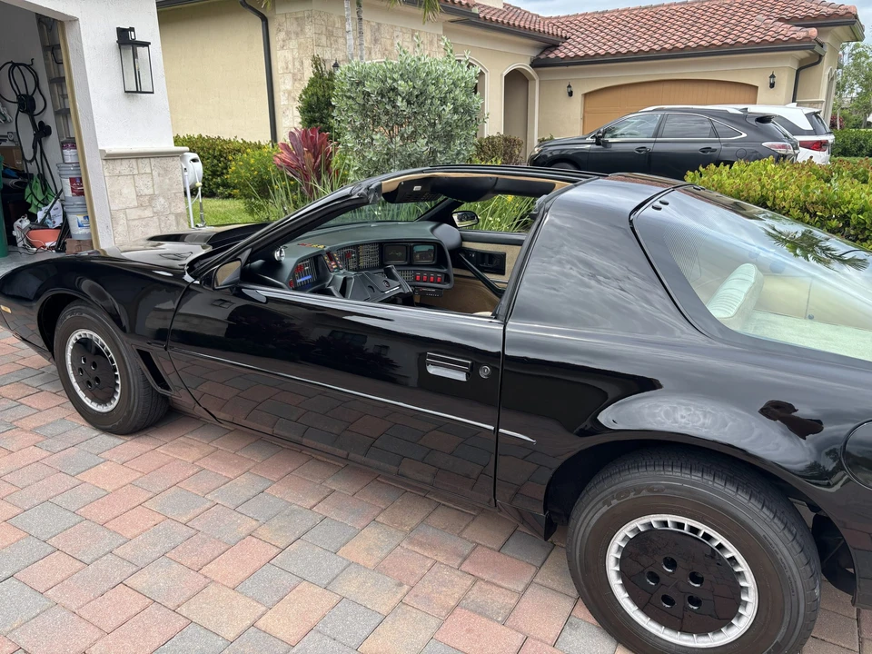 1984 Pontiac Firebird Trans Am 3rd Gen - Image 28 of 31