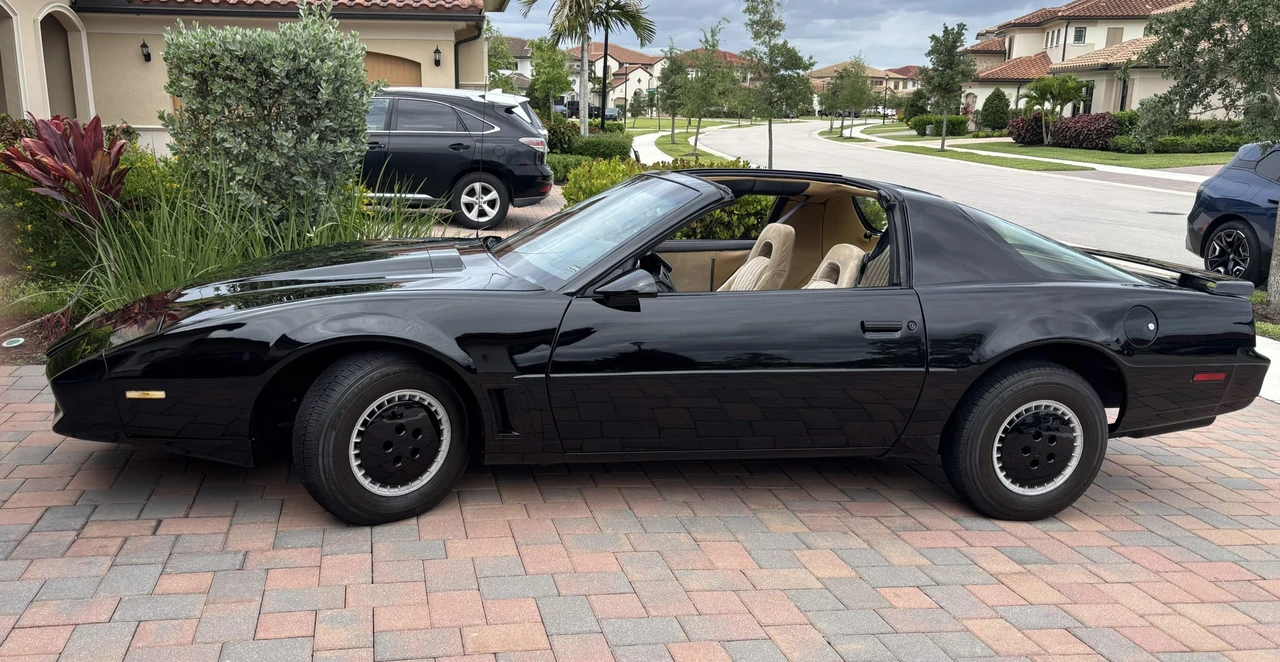 1984 Pontiac Firebird Trans Am 3rd Gen - Image 27 of 31
