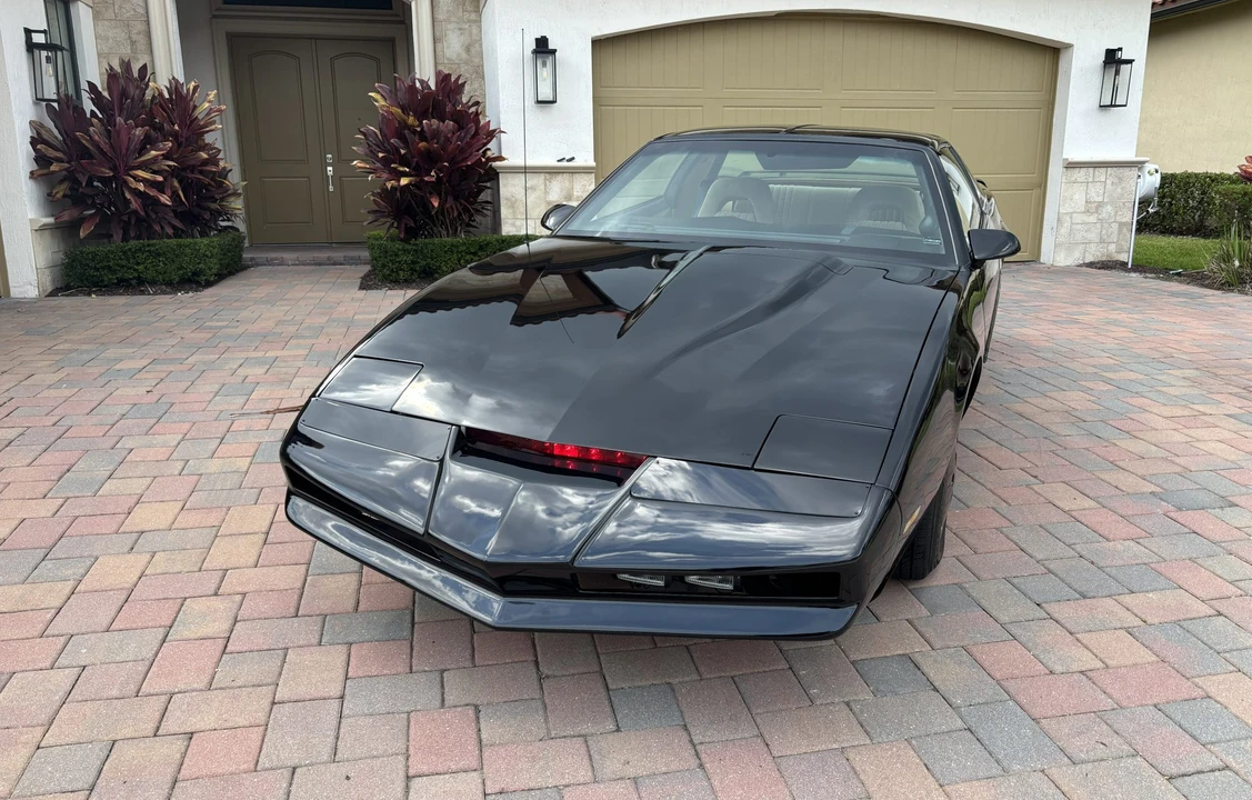1984 Pontiac Firebird Trans Am 3rd Gen - Image 4 of 31