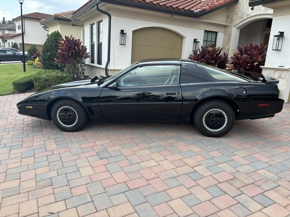 1984 Pontiac Firebird Trans Am 3rd Gen - Image 10 of 31