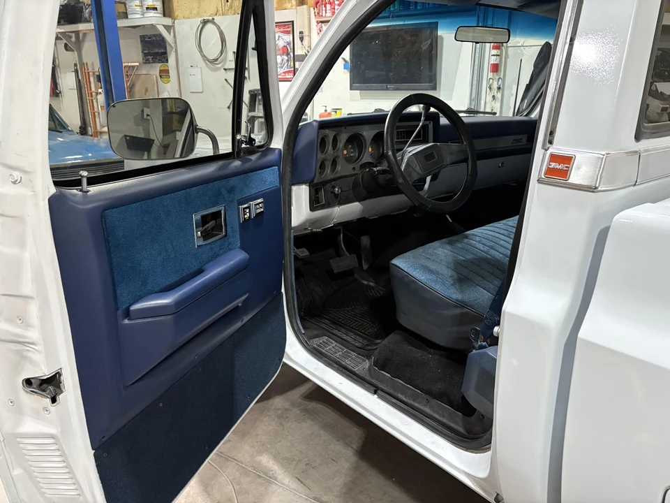 1985 GMC C/K 3rd Gen - Image 18 of 31