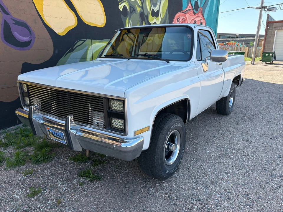 1985 GMC C/K 3rd Gen - Image 2 of 31