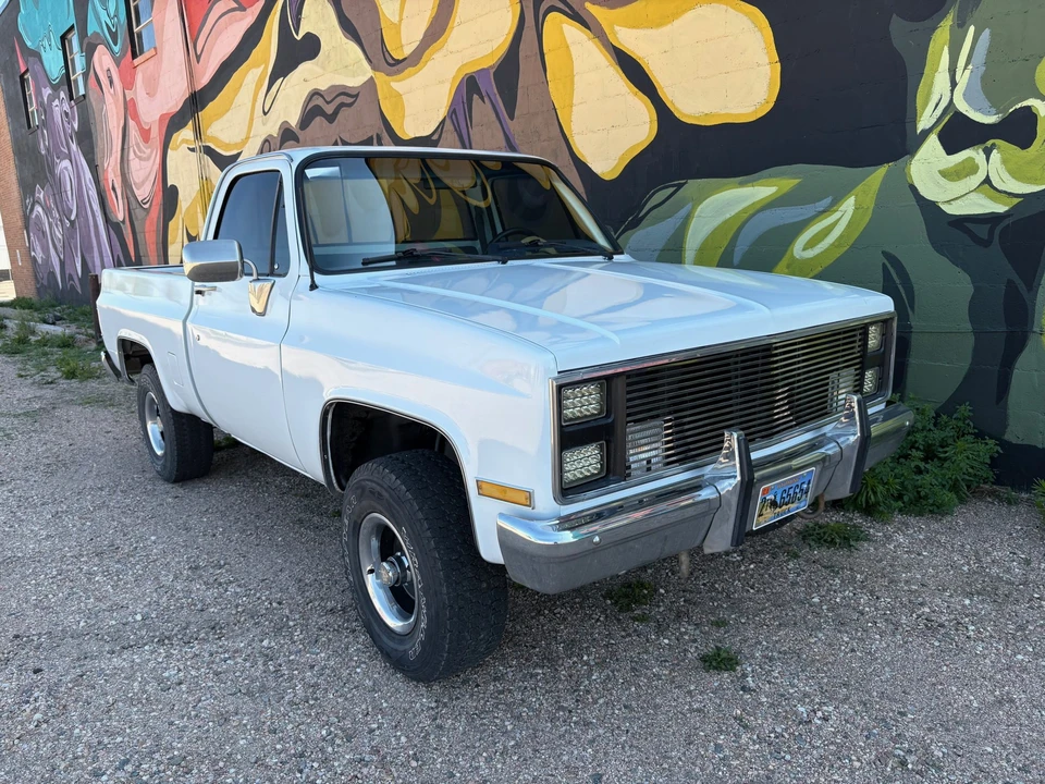 1985 GMC C/K 3rd Gen - Image 3 of 31