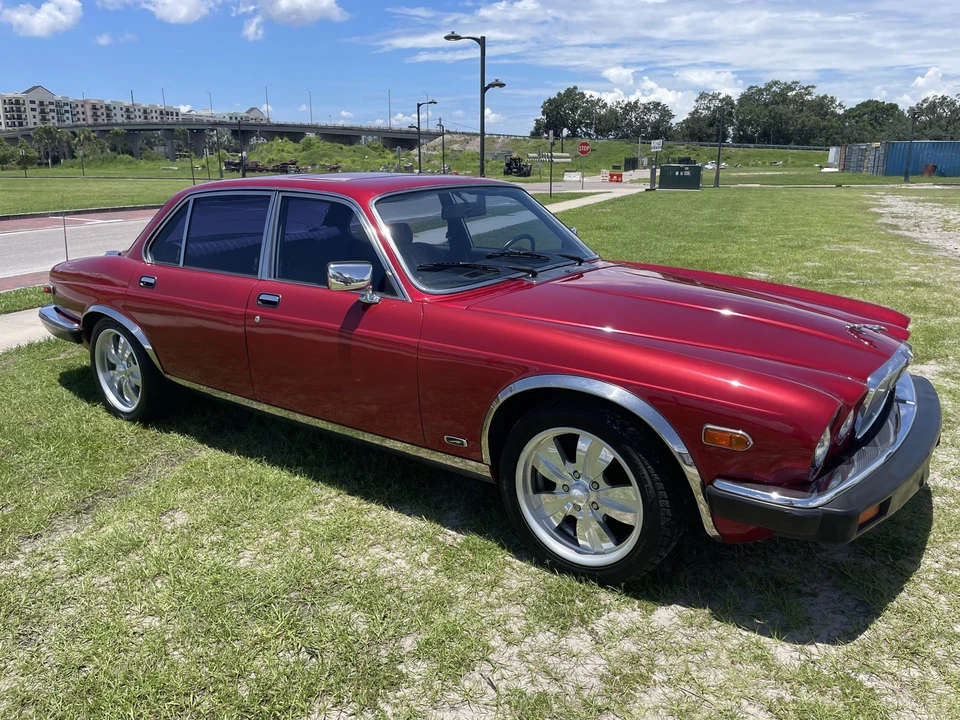 1985 Jaguar XJ Series 3 - Image 15 of 31