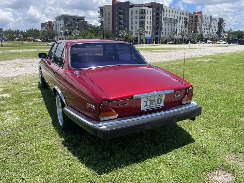1985 Jaguar XJ Series 3 - Image 9 of 31