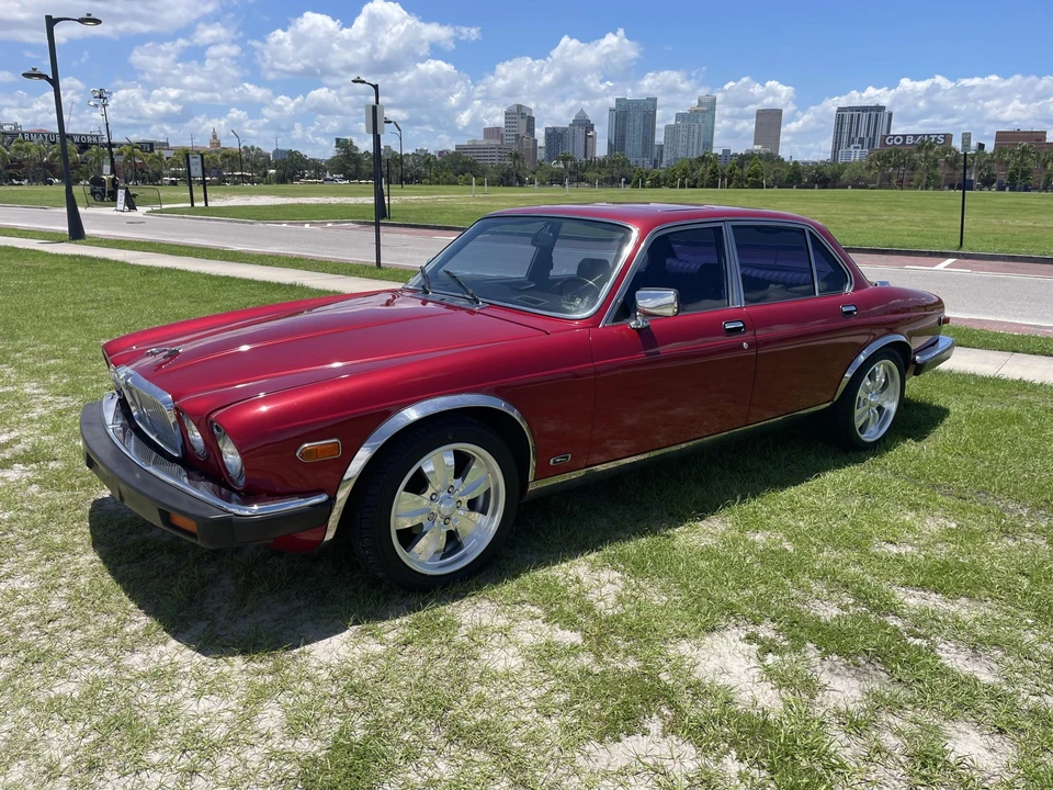 1985 Jaguar XJ Series 3 - Image 2 of 31