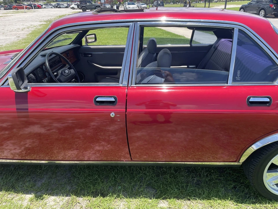1985 Jaguar XJ Series 3 - Image 25 of 31