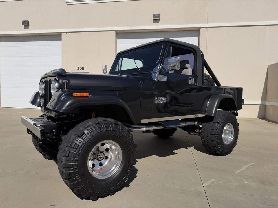 1985 Jeep CJ8 Scrambler - Image 2 of 31