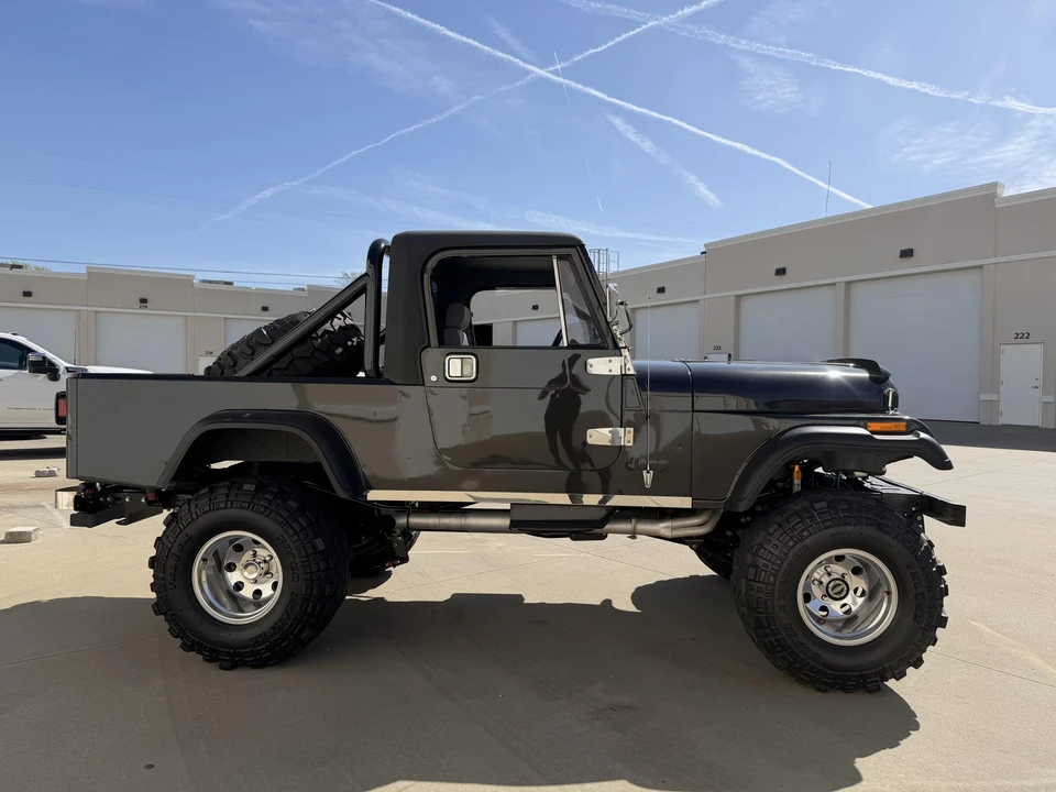 1985 Jeep CJ8 Scrambler - Image 8 of 31