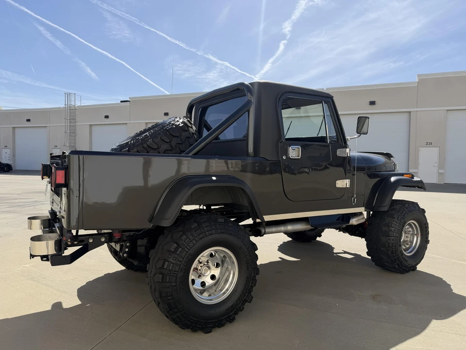 1985 Jeep CJ8 Scrambler - Image 9 of 31