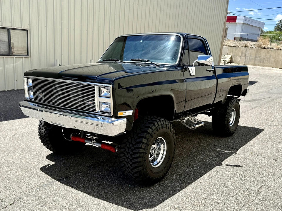1986 GMC C/K 3rd Gen - Image 2 of 31