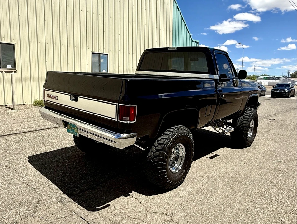 1986 GMC C/K 3rd Gen - Image 11 of 31