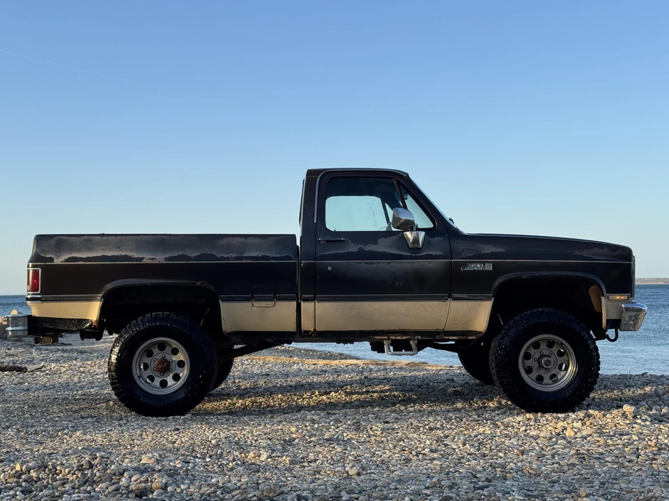 1986 GMC C/K 3rd Gen - Image 9 of 31