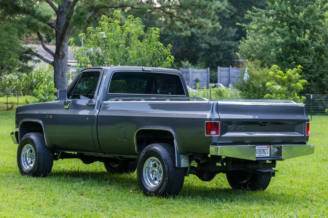 1986 GMC C/K 3rd Gen - Image 7 of 31