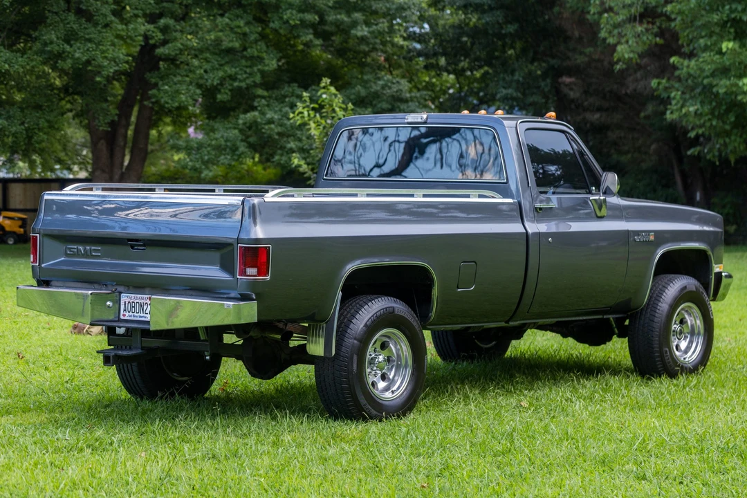 1986 GMC C/K 3rd Gen - Image 5 of 31