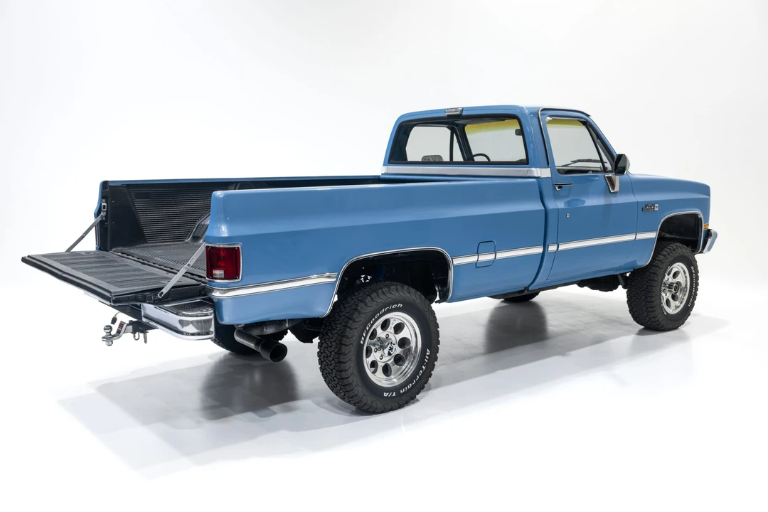 1987 GMC C/K 3rd Gen - Image 5 of 31
