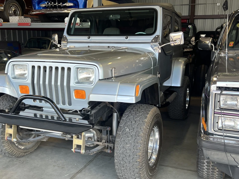 1988 Jeep YJ Wrangler - Image 24 of 31