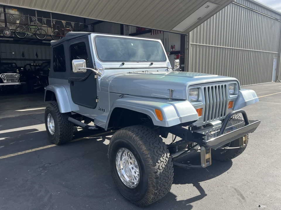 1988 Jeep YJ Wrangler - Image 18 of 31