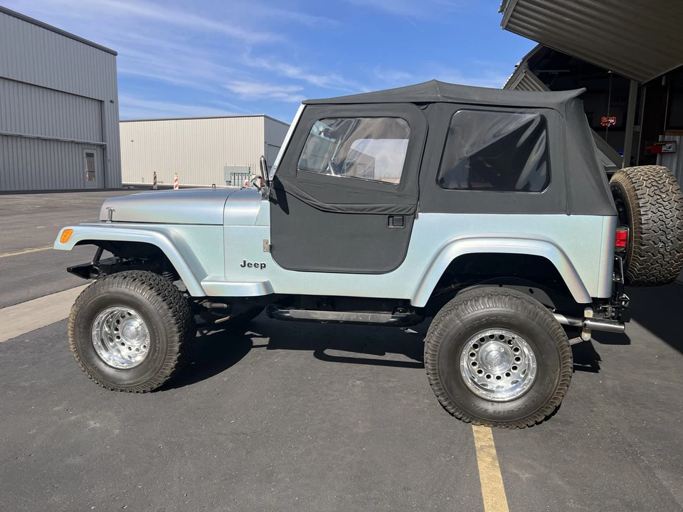 1988 Jeep YJ Wrangler - Image 22 of 31