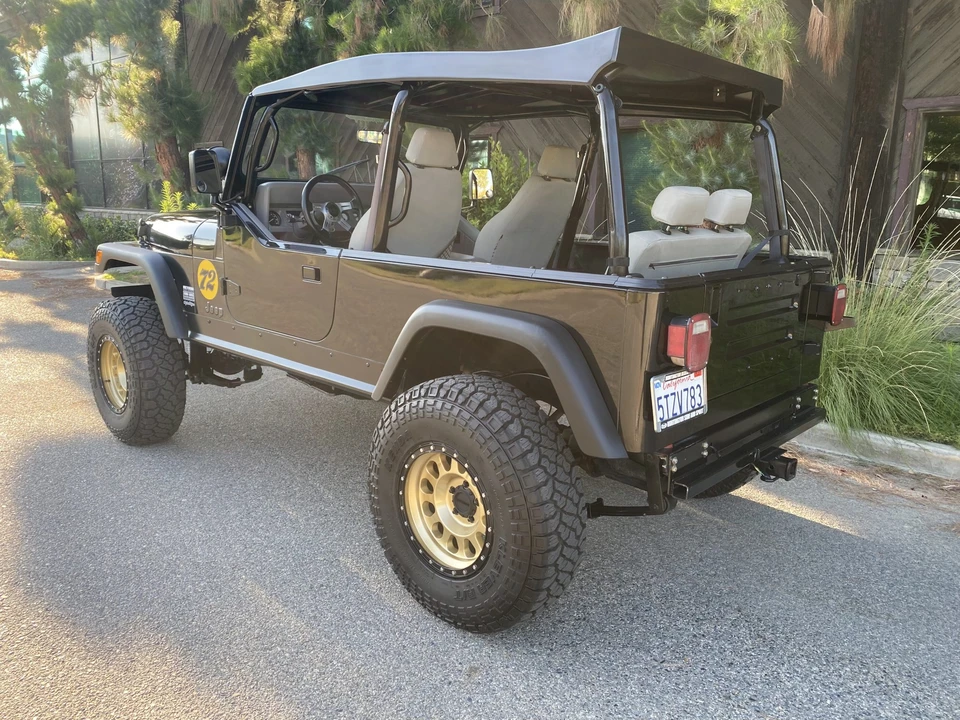1988 Jeep YJ Wrangler - Image 10 of 31