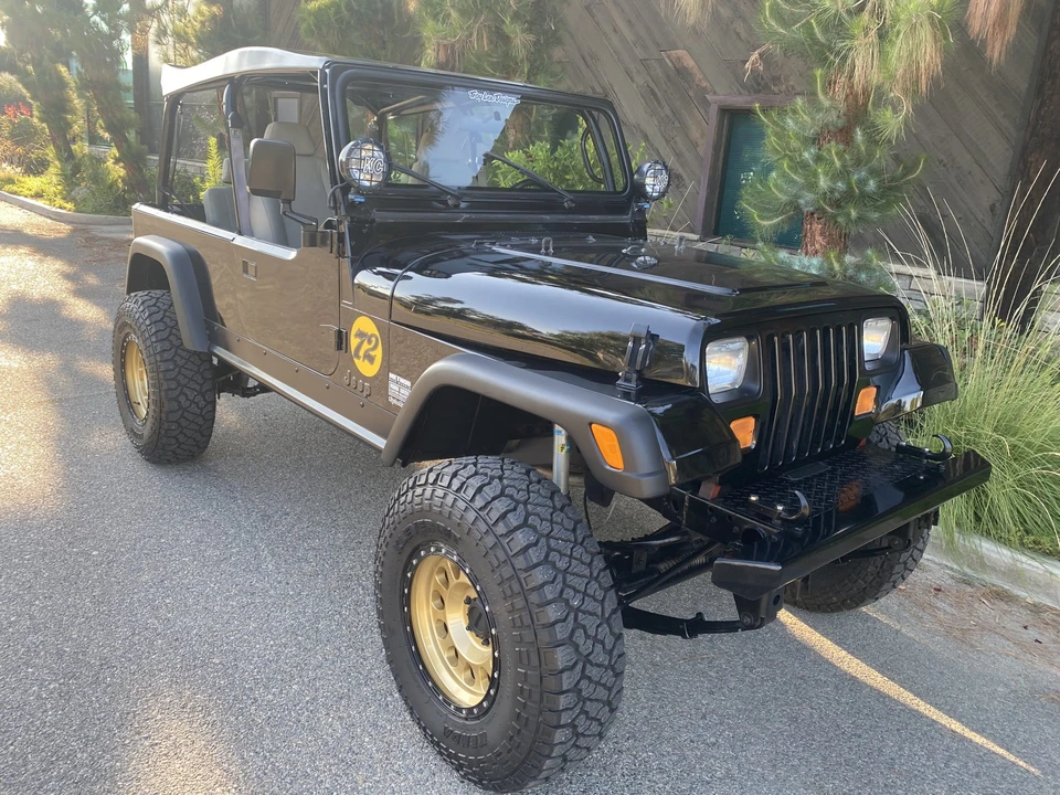 1988 Jeep YJ Wrangler - Image 22 of 31