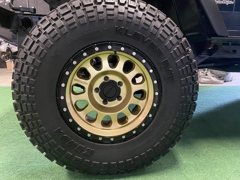 1988 Jeep YJ Wrangler - Image 28 of 31