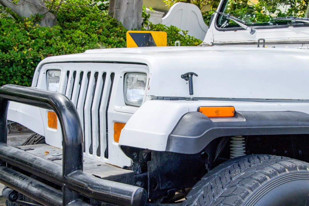 1989 Jeep YJ Wrangler - Image 22 of 31