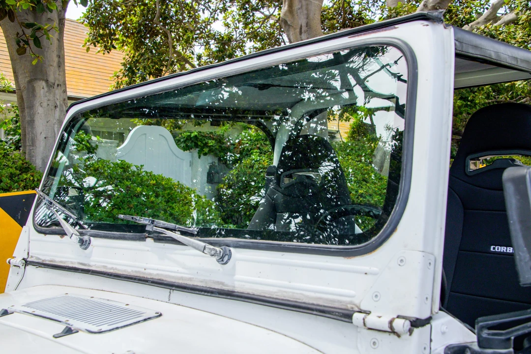 1989 Jeep YJ Wrangler - Image 20 of 31