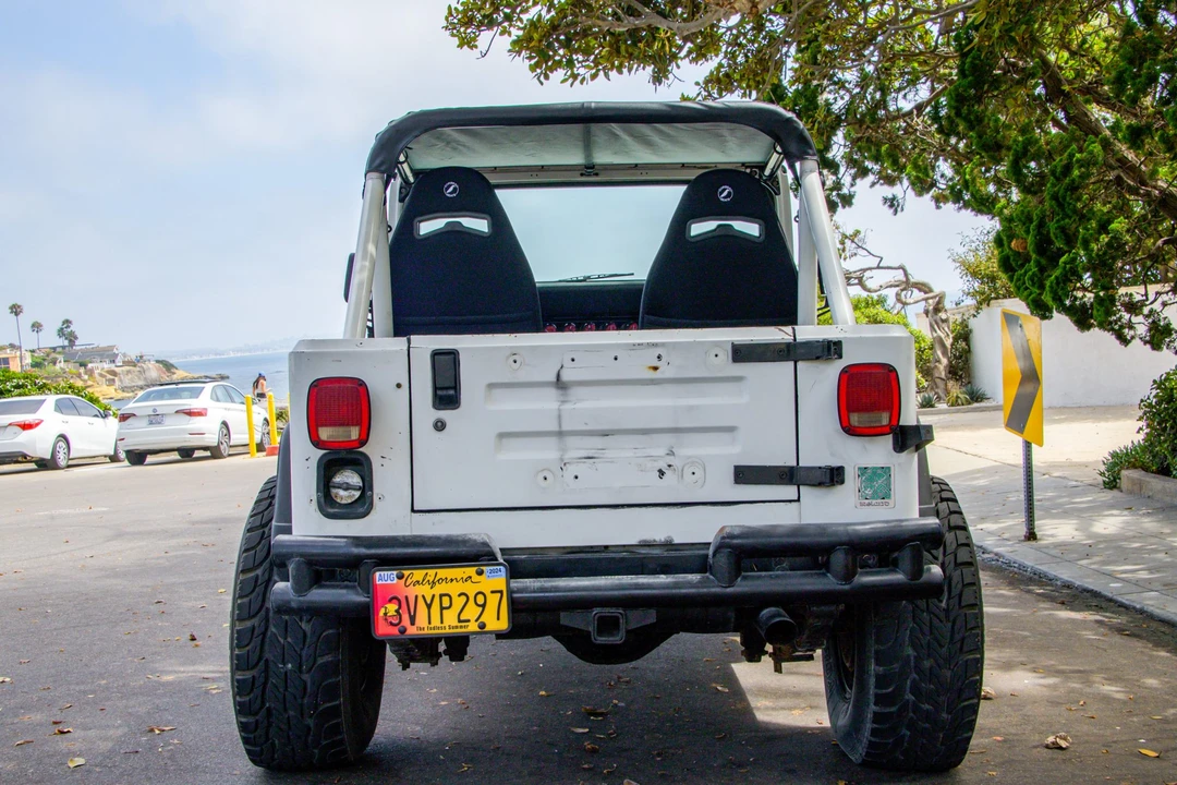 1989 Jeep YJ Wrangler - Image 7 of 31