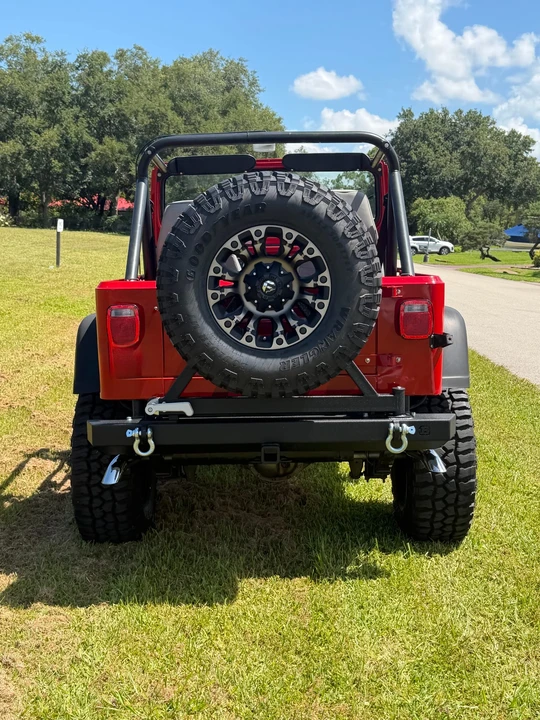 1990 Jeep YJ Wrangler - Image 8 of 31