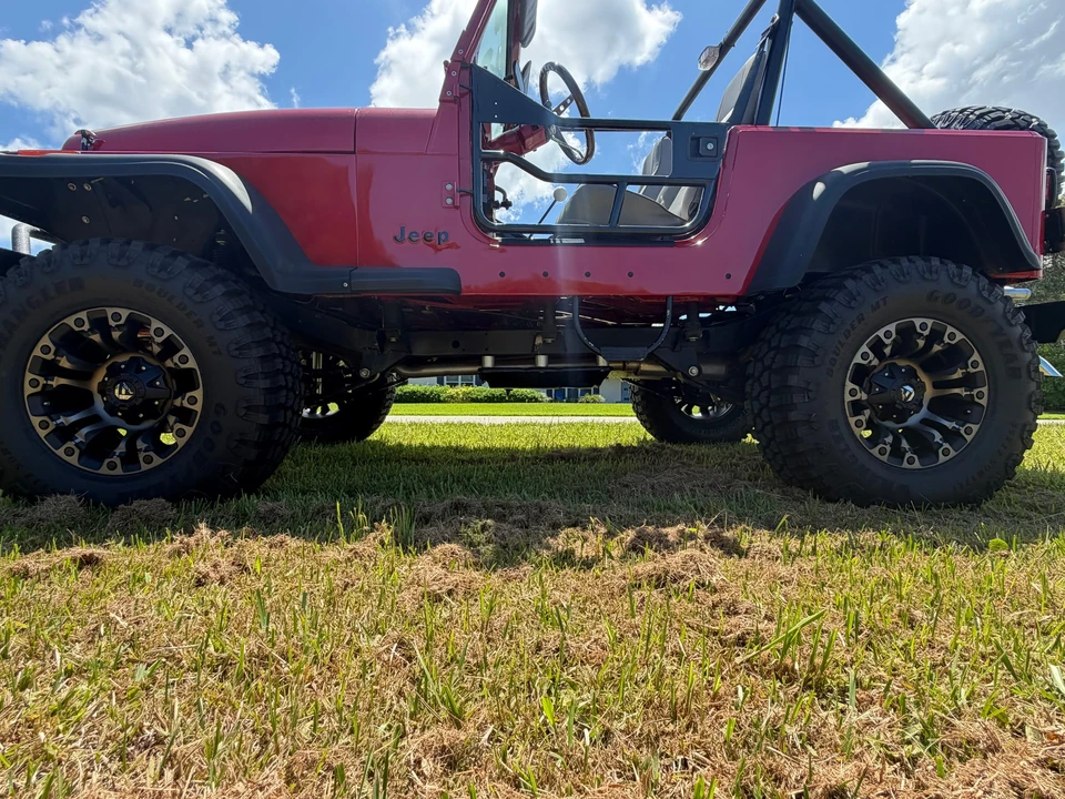1990 Jeep YJ Wrangler - Image 17 of 31