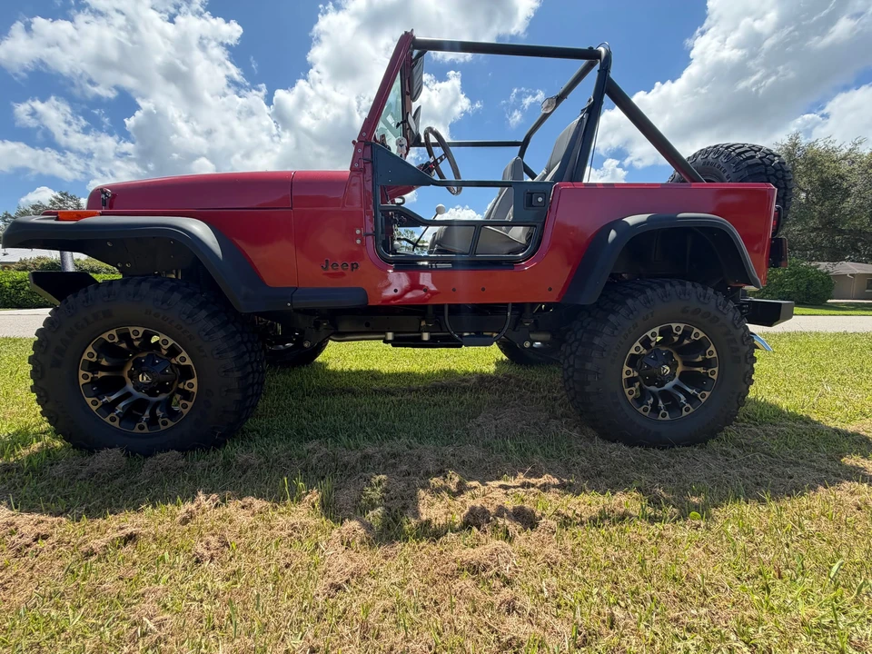 1990 Jeep YJ Wrangler - Image 6 of 31