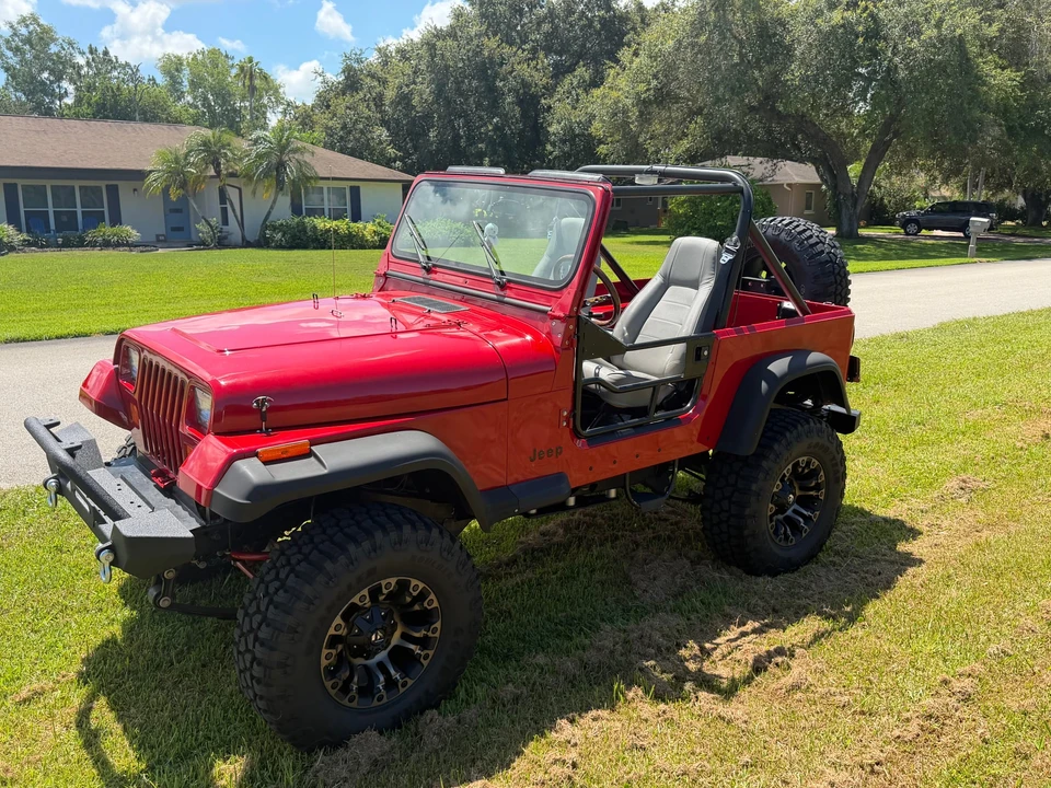 1990 Jeep YJ Wrangler - Image 5 of 31