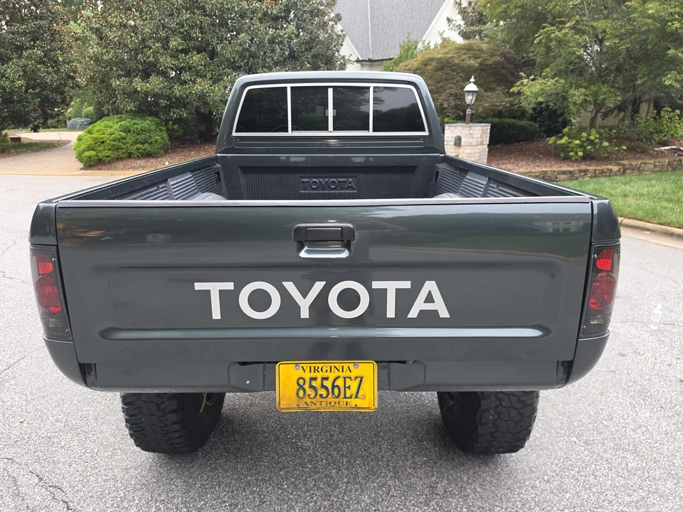 1992 Toyota Hilux 5th Gen - Image 18 of 31